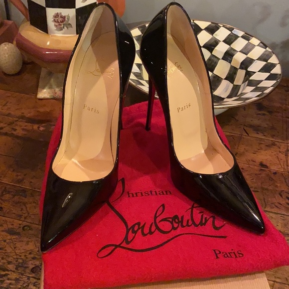 Size 9 US Christian Louboutins- So Kate - Picture 2 of 5